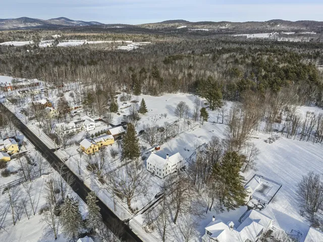 $714,900 | 521 Paris Hill Road, Paris, ME 04281