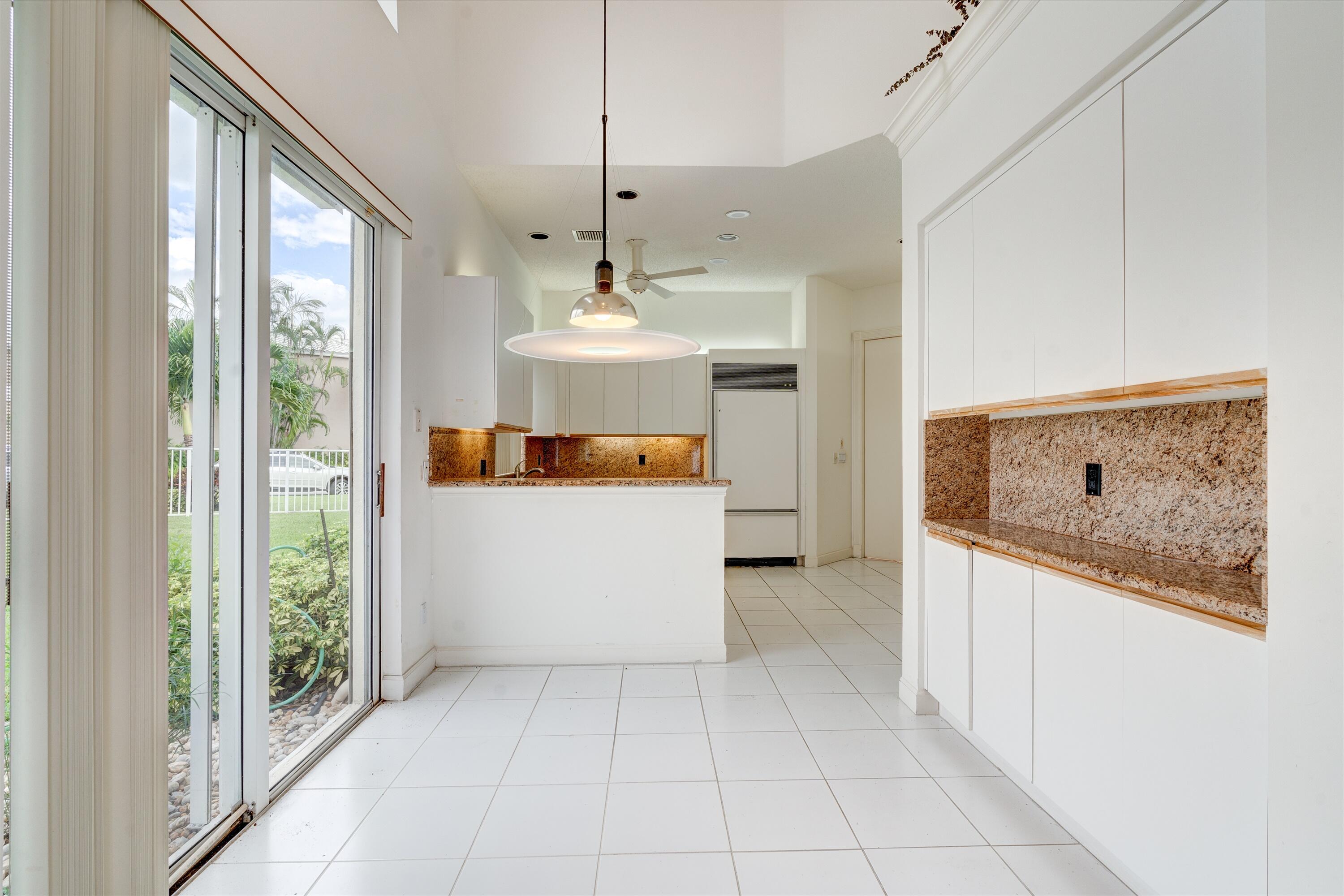 5772 Waterford Boca Raton, FL 33496 - Photo 7 of 26 Breakfast Area