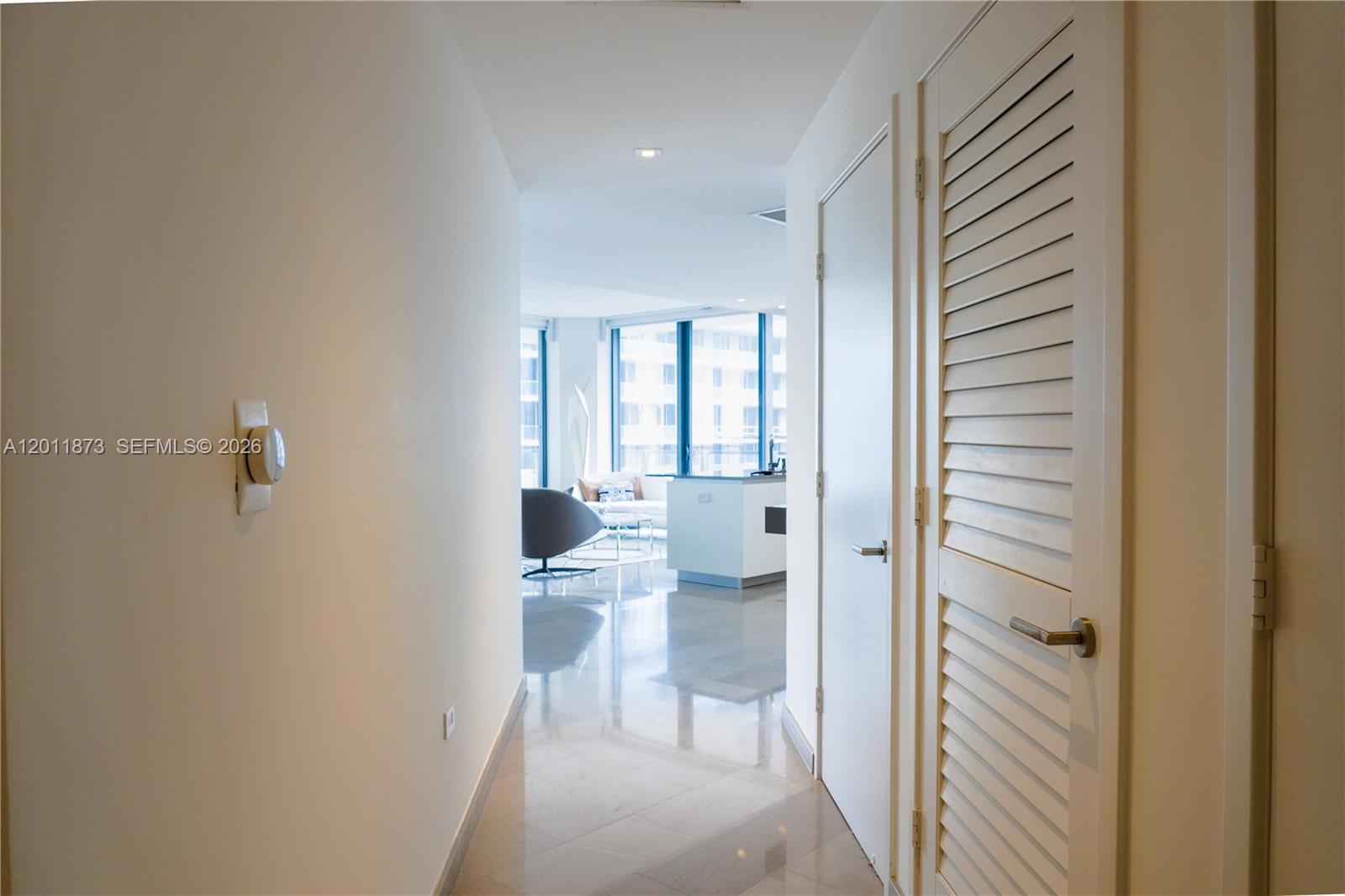 88 Southwest 7th Street, Unit 2112 Miami, FL 33130 - Photo 5 of 33