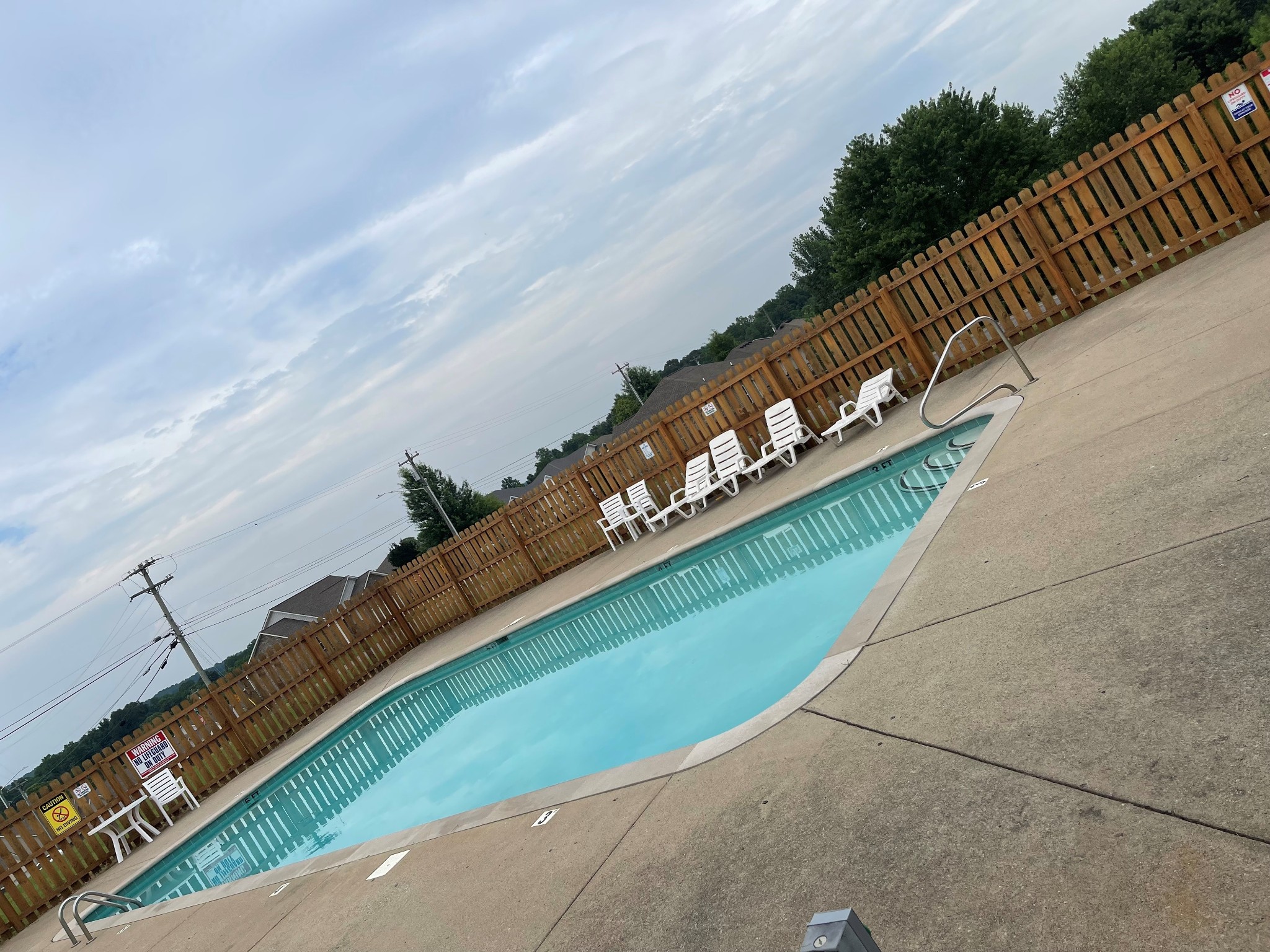 605 Chestnut Court Springfield, TN 37172 - Photo 20 of 20 HOA Community Pool