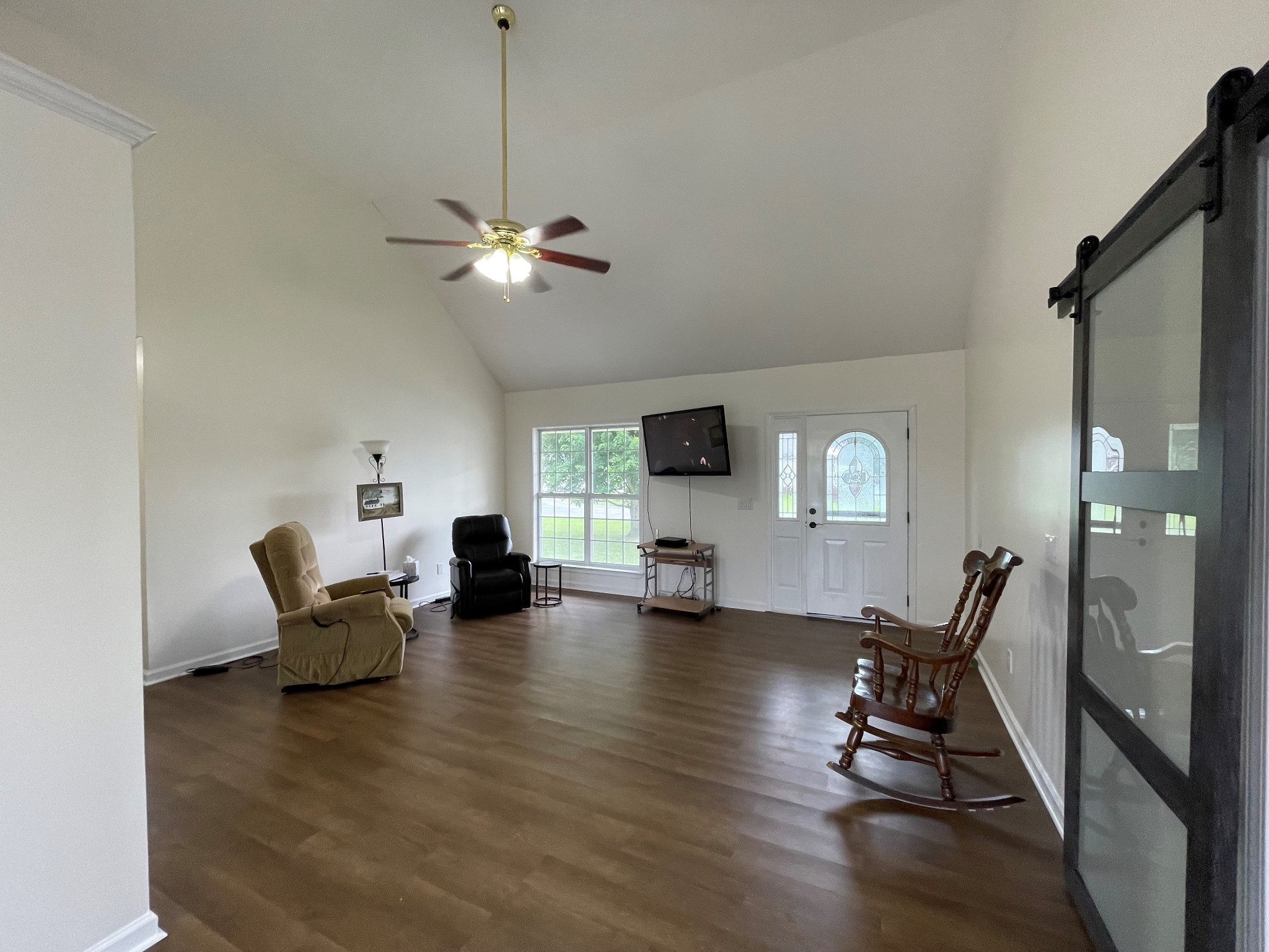 605 Chestnut Court Springfield, TN 37172 - Photo 3 of 20