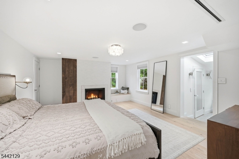 54 East Main Street Mendham, NJ 07945 - Photo 20 of 46