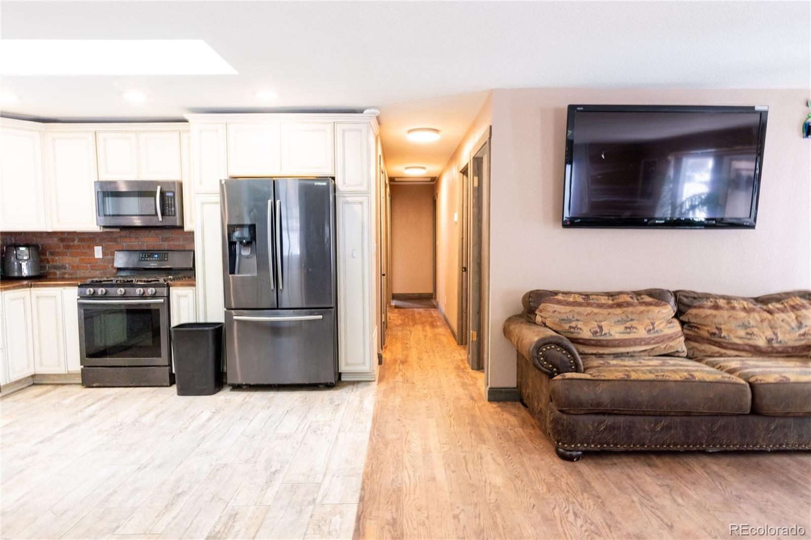 983 Wagon Trail Road Evergreen, CO 80439 - Photo 11 of 47