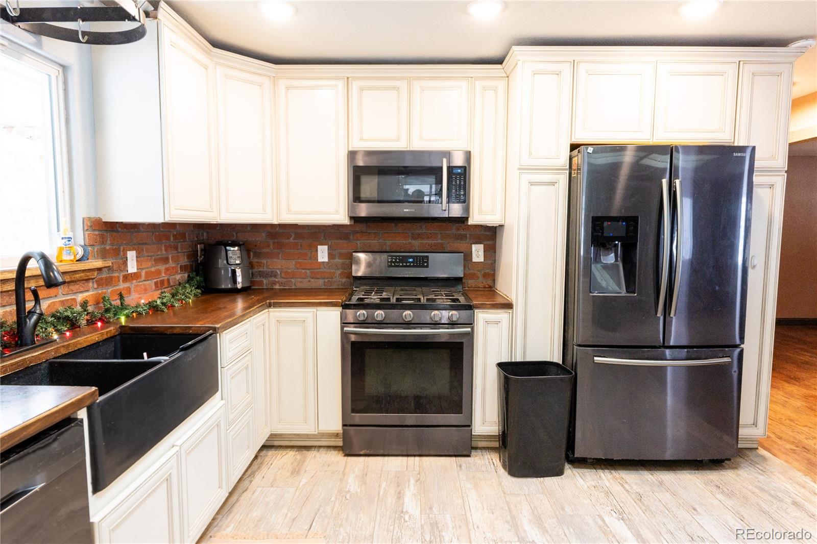 983 Wagon Trail Road Evergreen, CO 80439 - Photo 19 of 47