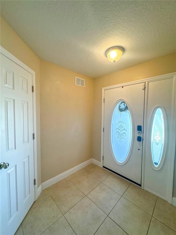 707 Powder Horn Row Lakeland, FL 33809 - Photo 6 of 60