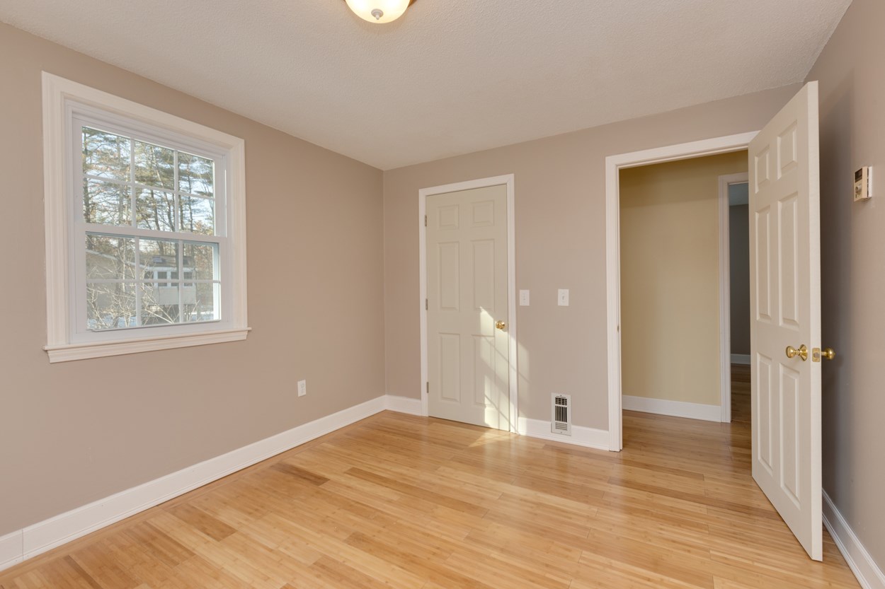 64 Bean Road Merrimack, NH 03054 - Photo 13 of 18