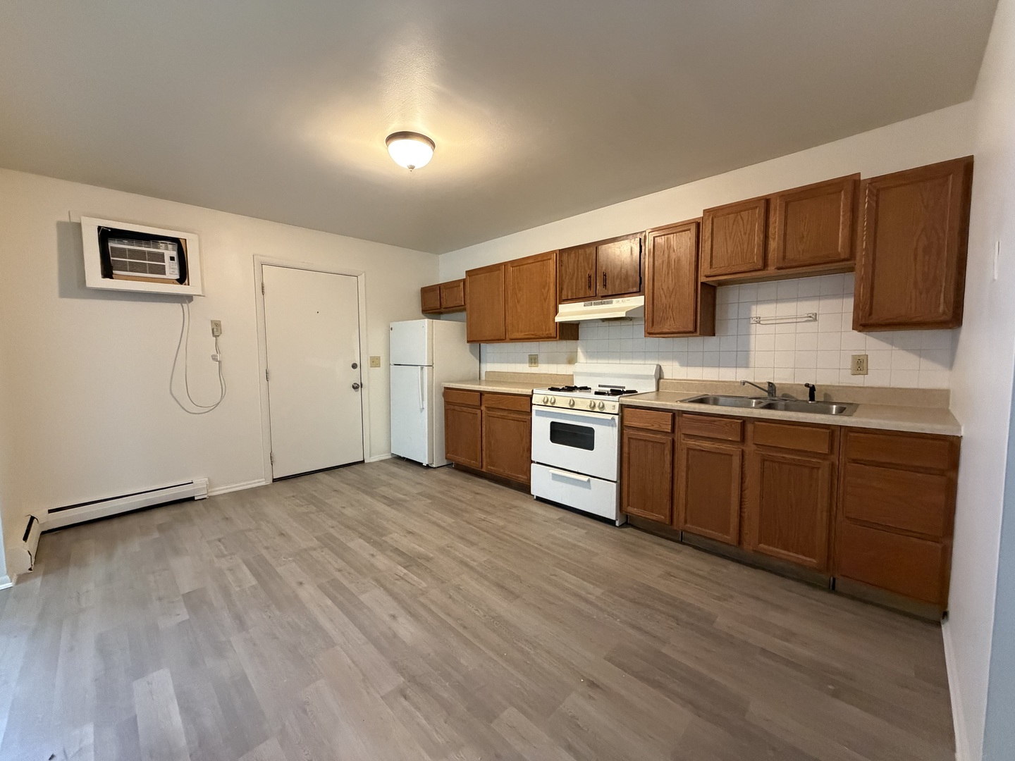 915 Market Street Normal, IL 61761 - Photo 3 of 25