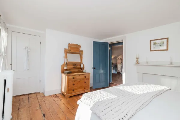 $599,900 | 429 South Street, Holliston, MA 01746