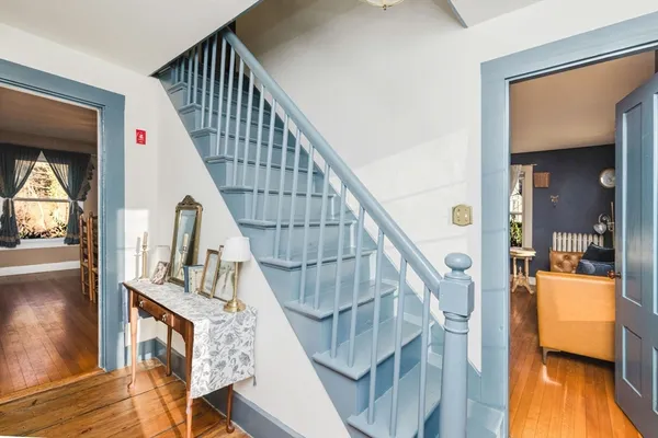 $599,900 | 429 South Street, Holliston, MA 01746