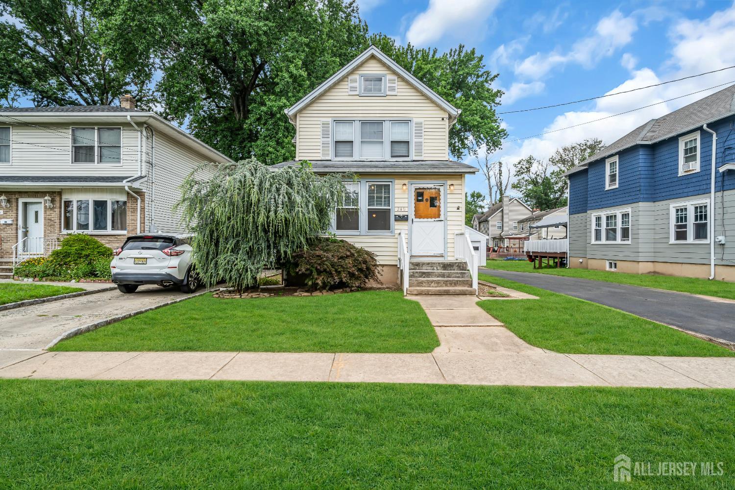 210 3rd Street Dunellen, NJ 08812 - Photo 5 of 41 Gallery Image 5
