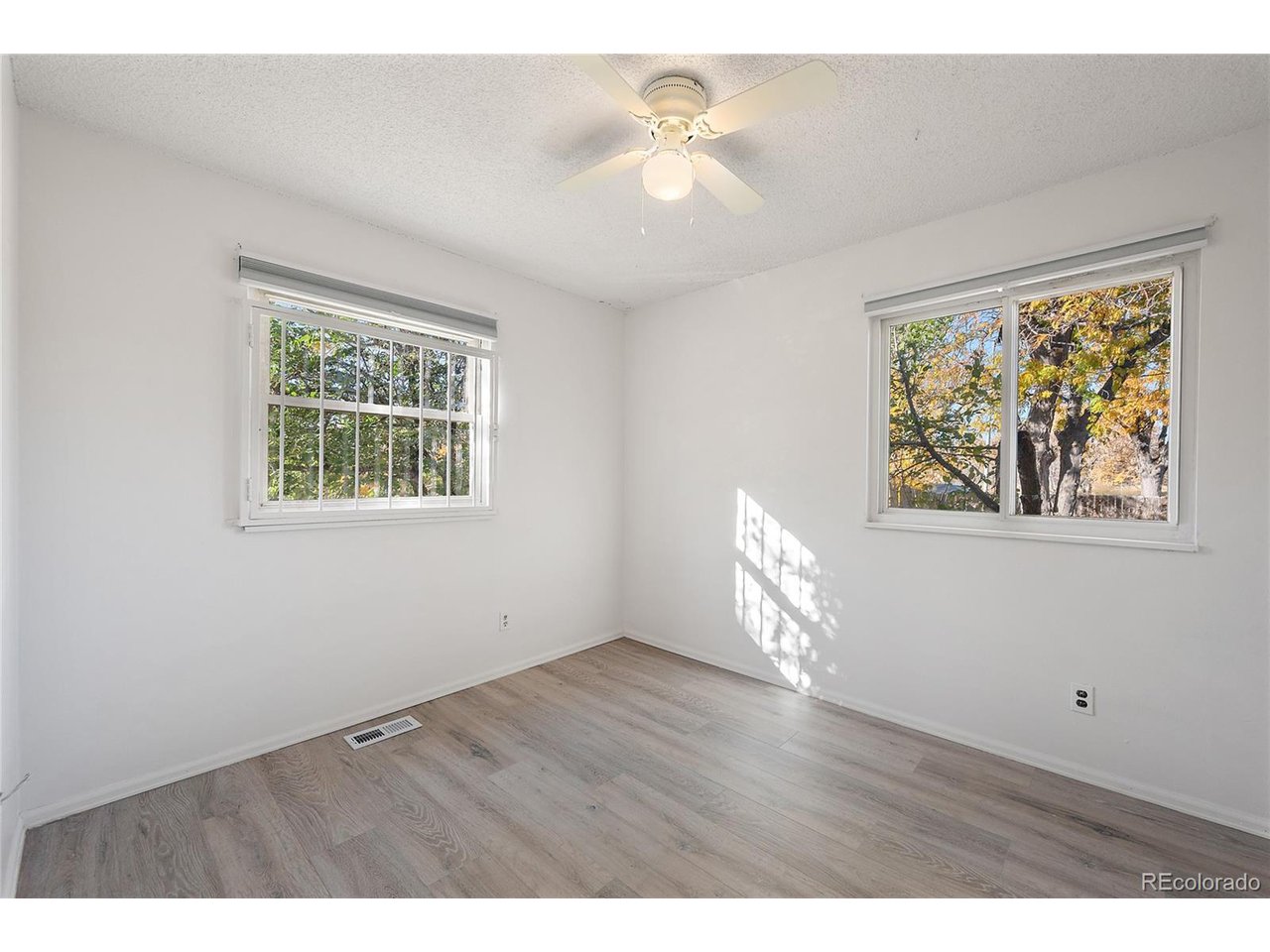13301 Randolph Place Denver, CO 80239 - Photo 12 of 17
