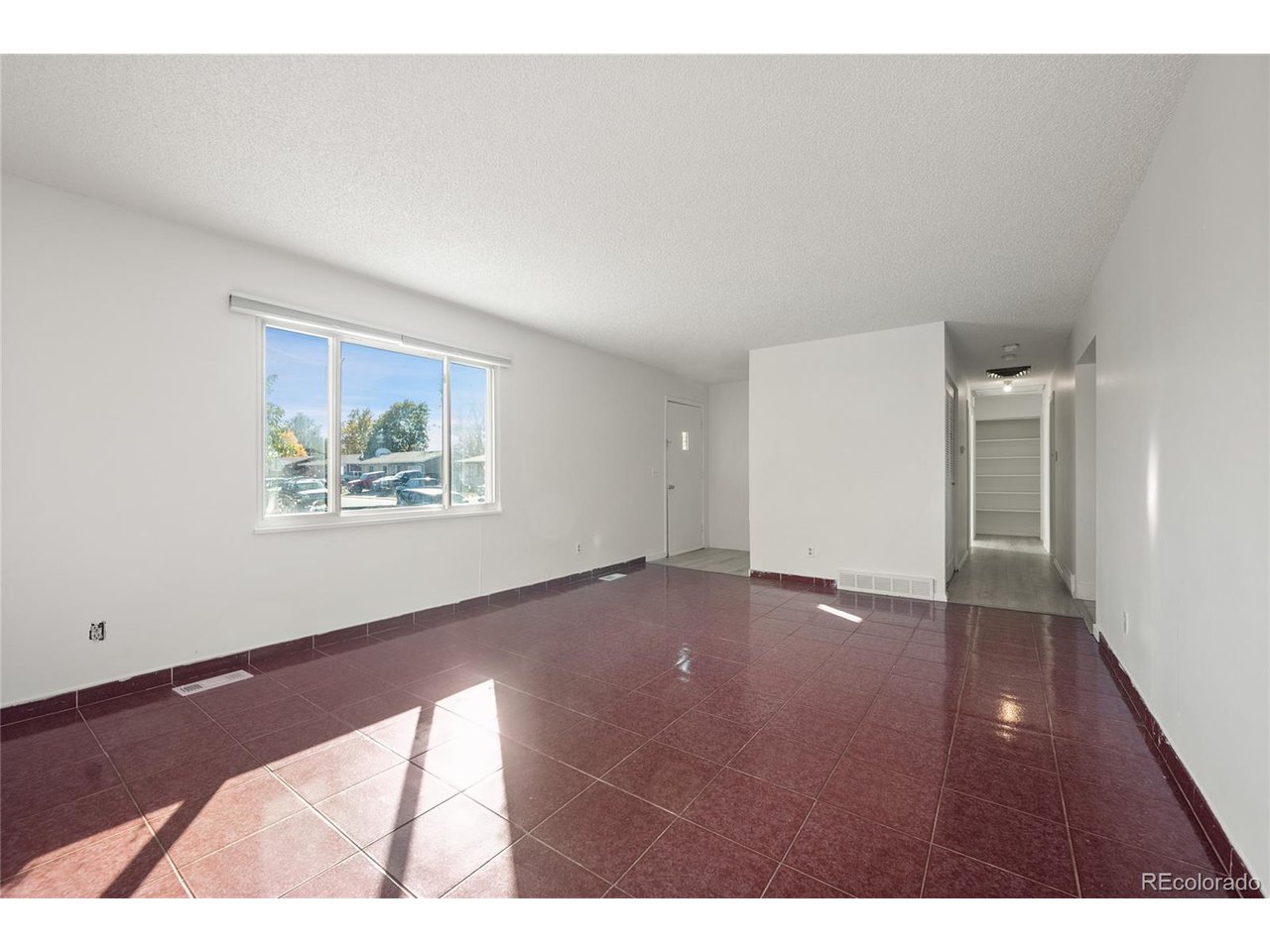13301 Randolph Place Denver, CO 80239 - Photo 6 of 17