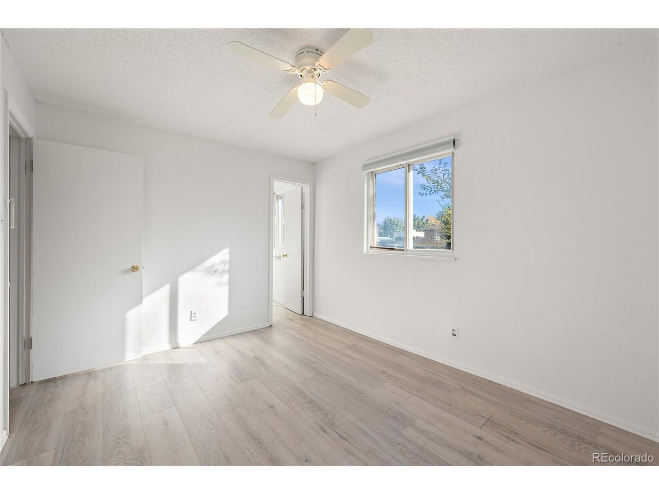 13301 Randolph Place Denver, CO 80239 - Photo 10 of 17
