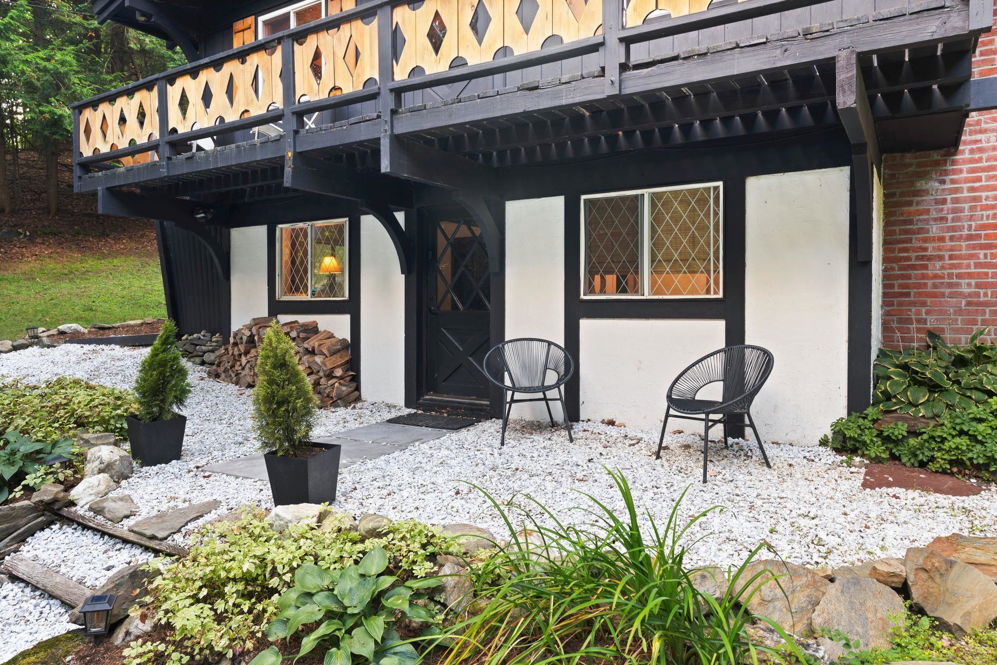 46 Yodel Valley Road West Windsor, VT 05089 - Photo 2 of 25