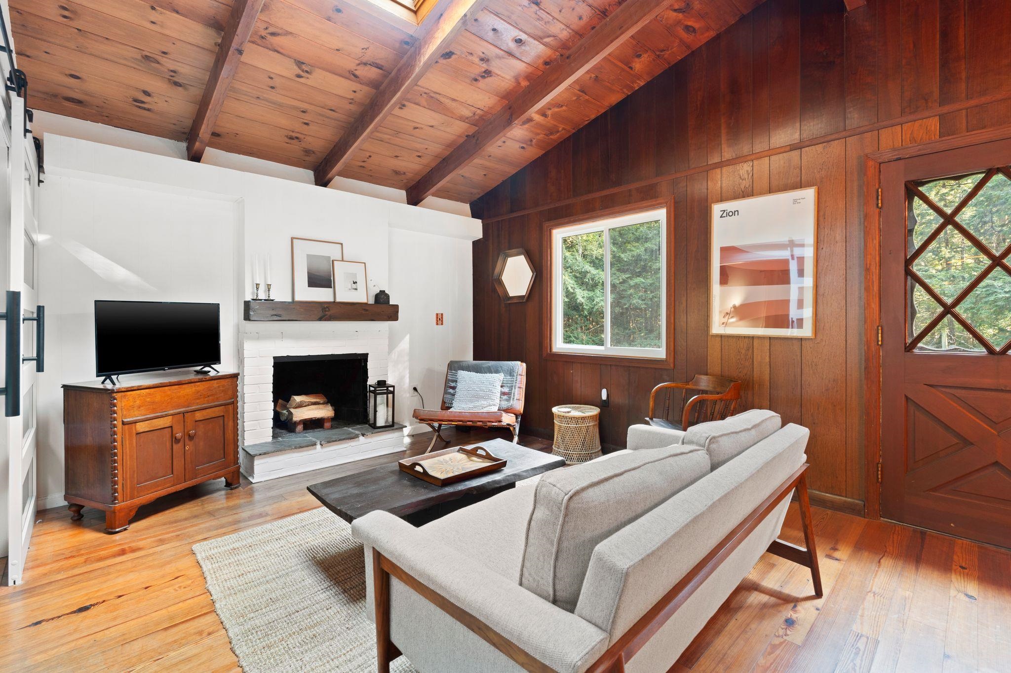 46 Yodel Valley Road West Windsor, VT 05089 - Photo 3 of 25