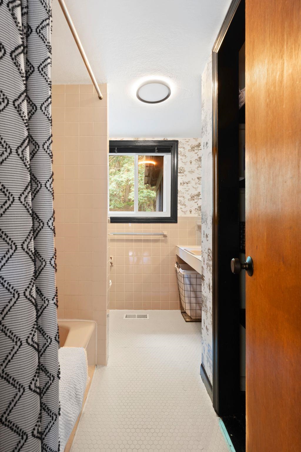 46 Yodel Valley Road West Windsor, VT 05089 - Photo 5 of 25