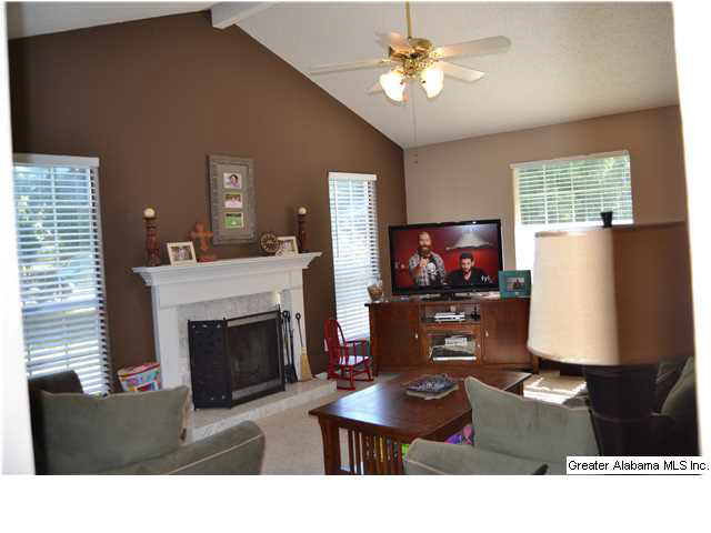 125 Cambridge Pointe Circle Alabaster, AL 35007 - Photo 7 of 16