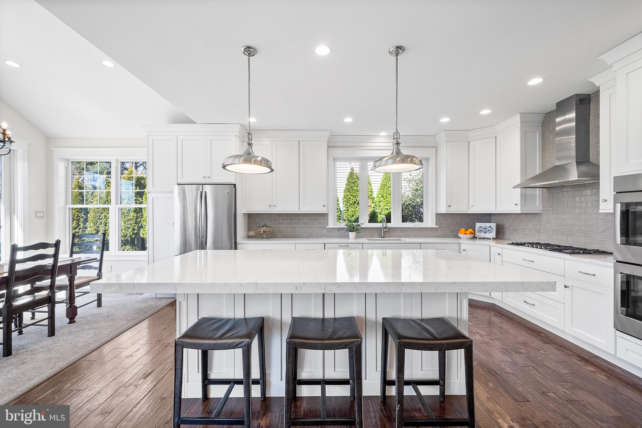 5 Raffaela Drive Malvern, PA 19355 - Photo 9 of 38 Double Oven, Gas Cooling