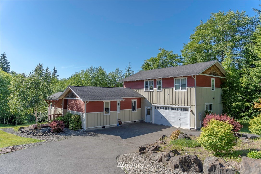 2101 Ranier Street Aberdeen, WA 98520 - Photo 1 of 25 Gallery Image 1