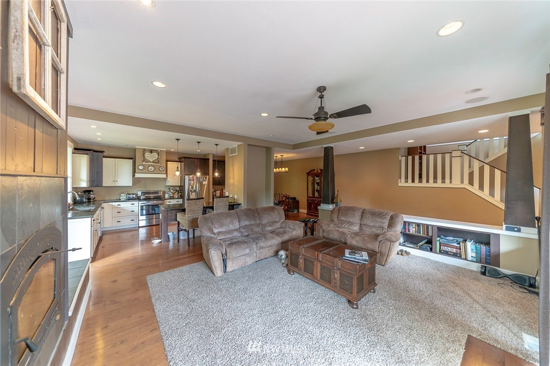 2101 Ranier Street Aberdeen, WA 98520 - Photo 12 of 25 Gallery Image 12