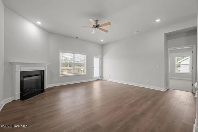 $398,575 | 1132 Coral Reef Drive, New Bern, NC 28560