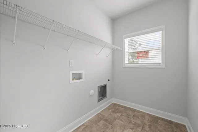 $398,575 | 1132 Coral Reef Drive, New Bern, NC 28560