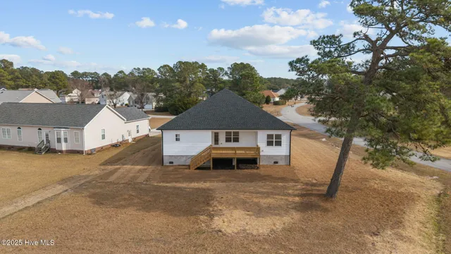 $398,575 | 1132 Coral Reef Drive, New Bern, NC 28560