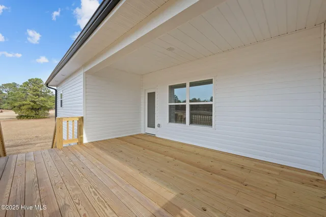 $398,575 | 1132 Coral Reef Drive, New Bern, NC 28560