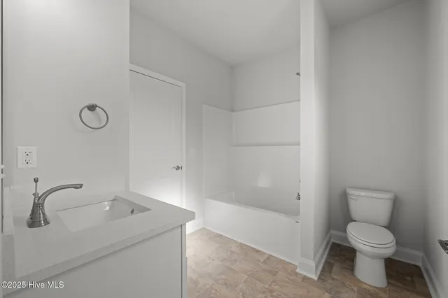 $398,575 | 1132 Coral Reef Drive, New Bern, NC 28560