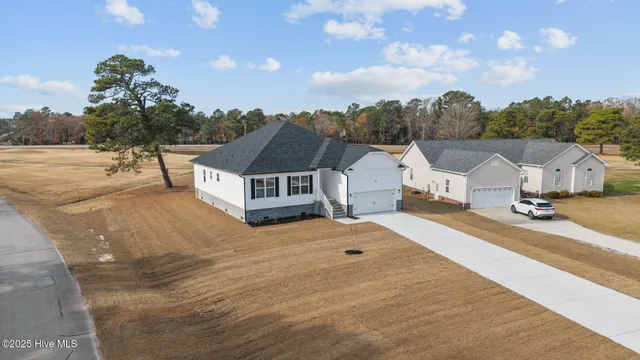 $398,575 | 1132 Coral Reef Drive, New Bern, NC 28560