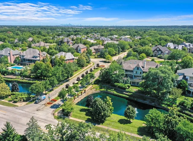 $2,499,900 | 8886 Johnston Road, Burr Ridge, IL 60527