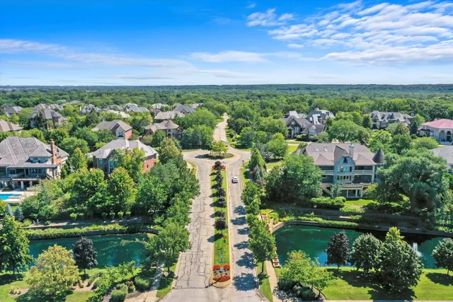 $2,499,900 | 8886 Johnston Road, Burr Ridge, IL 60527