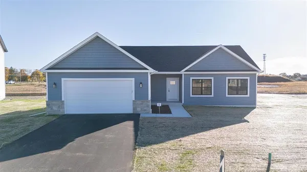 $349,900 | 107 2nd Street, Friesland, WI 53935