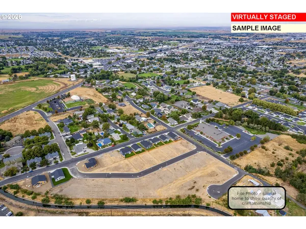 $424,900 | 1238 Southeast Kimber Drive, Hermiston, OR 97838