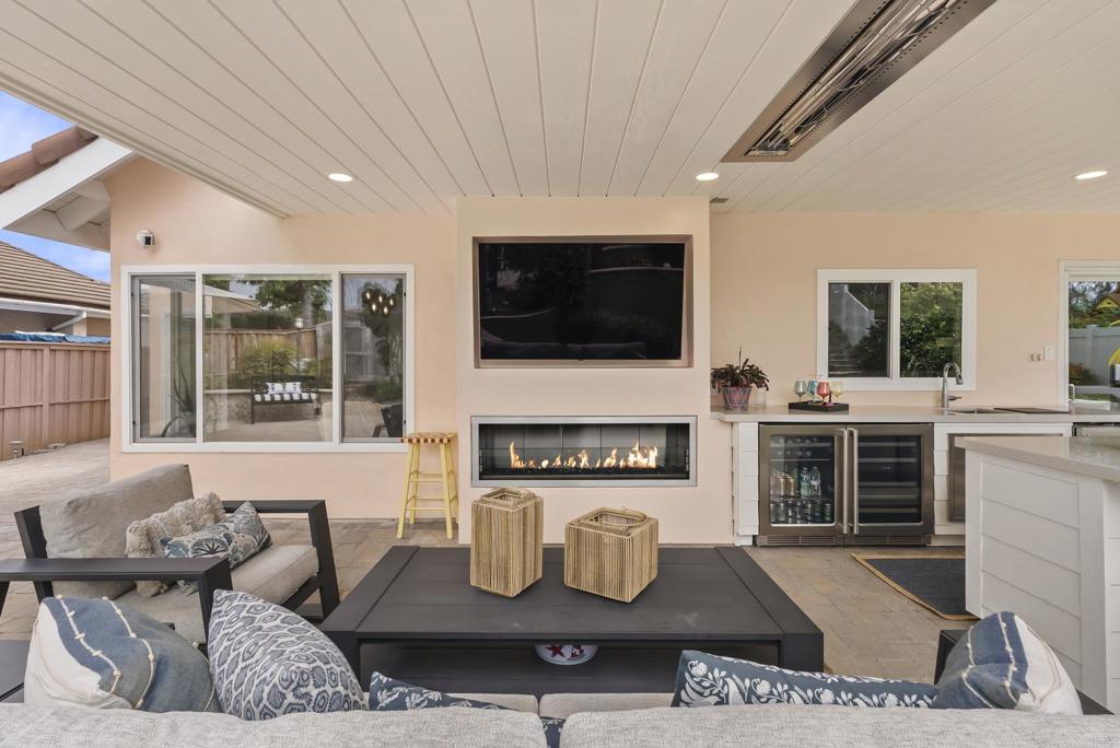 1504 Valleda Lane Encinitas, CA 92024 - Photo 8 of 56