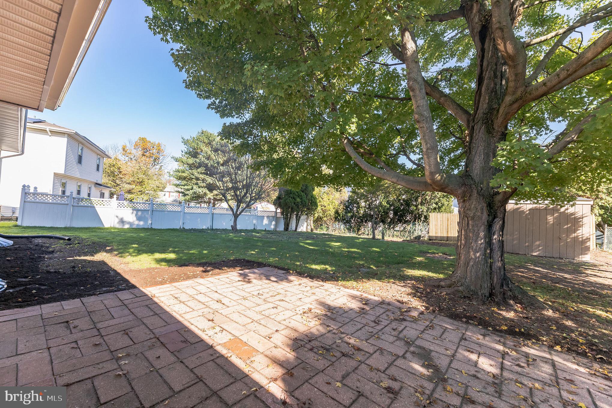 20 Hobbs Road Hamilton, NJ 08619 - Photo 3 of 31