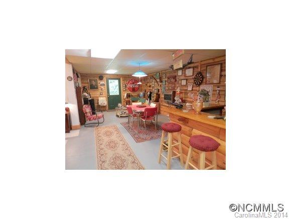501 Raccoon Point Canton, NC 28716 - Photo 21 of 24