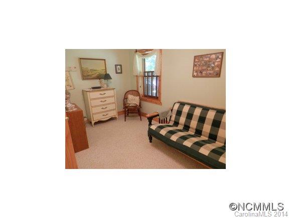 501 Raccoon Point Canton, NC 28716 - Photo 22 of 24