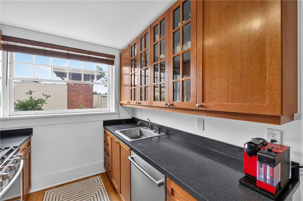 266 11th Street Northeast, Unit 205 Atlanta, GA 30309 - Photo 8 of 24
