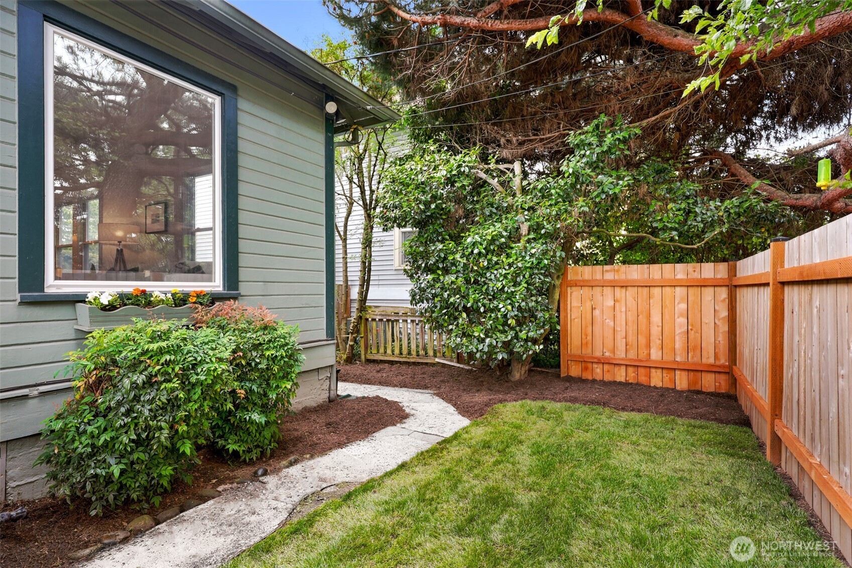 1117 North 84th Street Seattle, WA 98103 - Photo 27 of 28