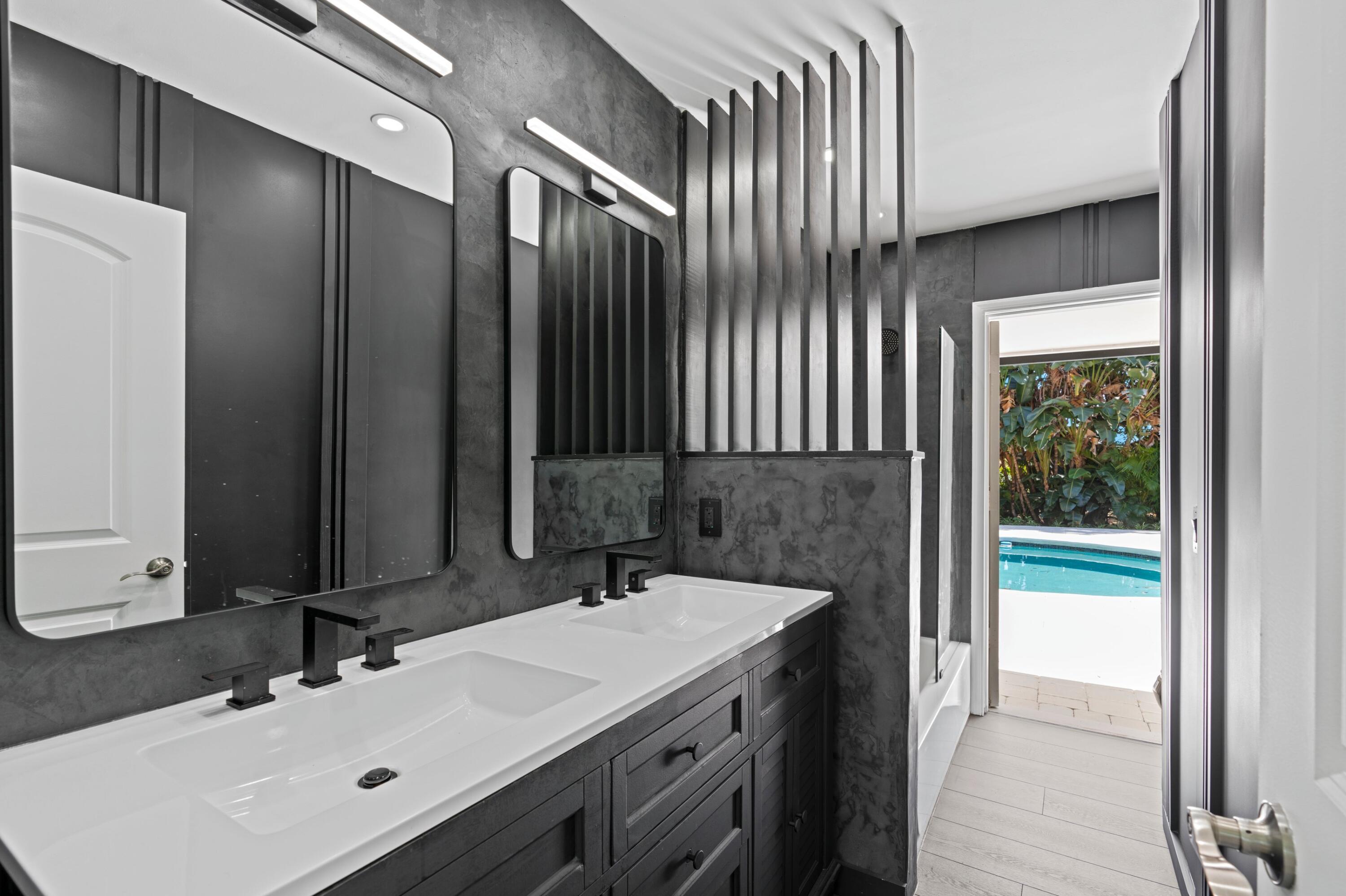 1120 Northwest 6th Avenue Boca Raton, FL 33432 - Photo 20 of 42 Bathroom #2