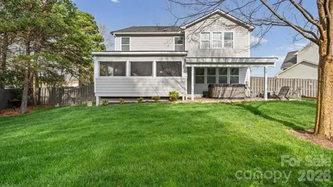 $675,000 | 1007 Pine Bark Place, Matthews, NC 28104