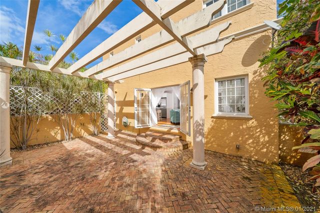 $1,399,000 | 2802 Columbus Boulevard, Coral Gables, FL 33134