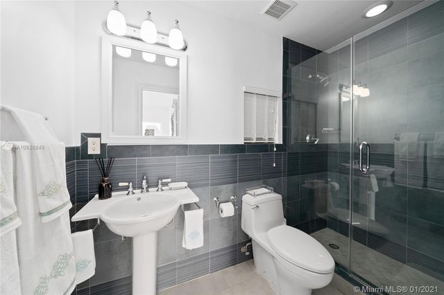 $1,399,000 | 2802 Columbus Boulevard, Coral Gables, FL 33134