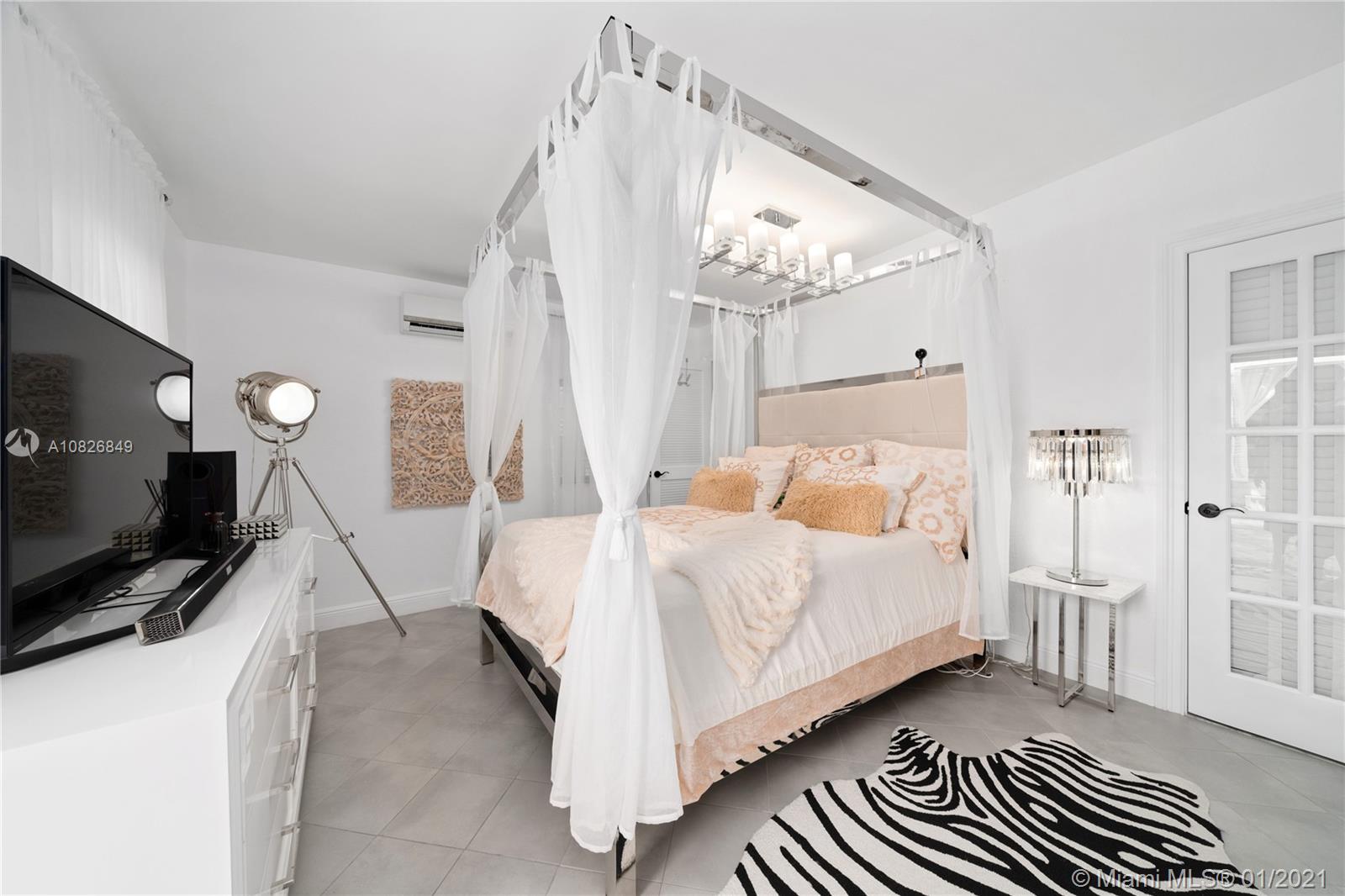 2802 Columbus Boulevard Coral Gables, FL 33134 - Photo 14 of 44