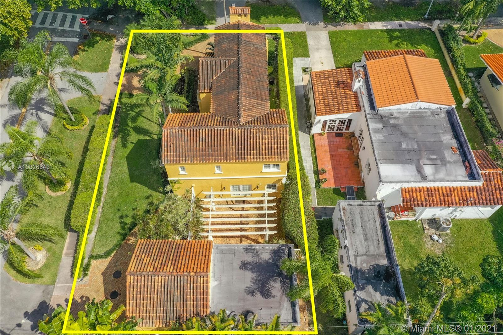 2802 Columbus Boulevard Coral Gables, FL 33134 - Photo 37 of 44