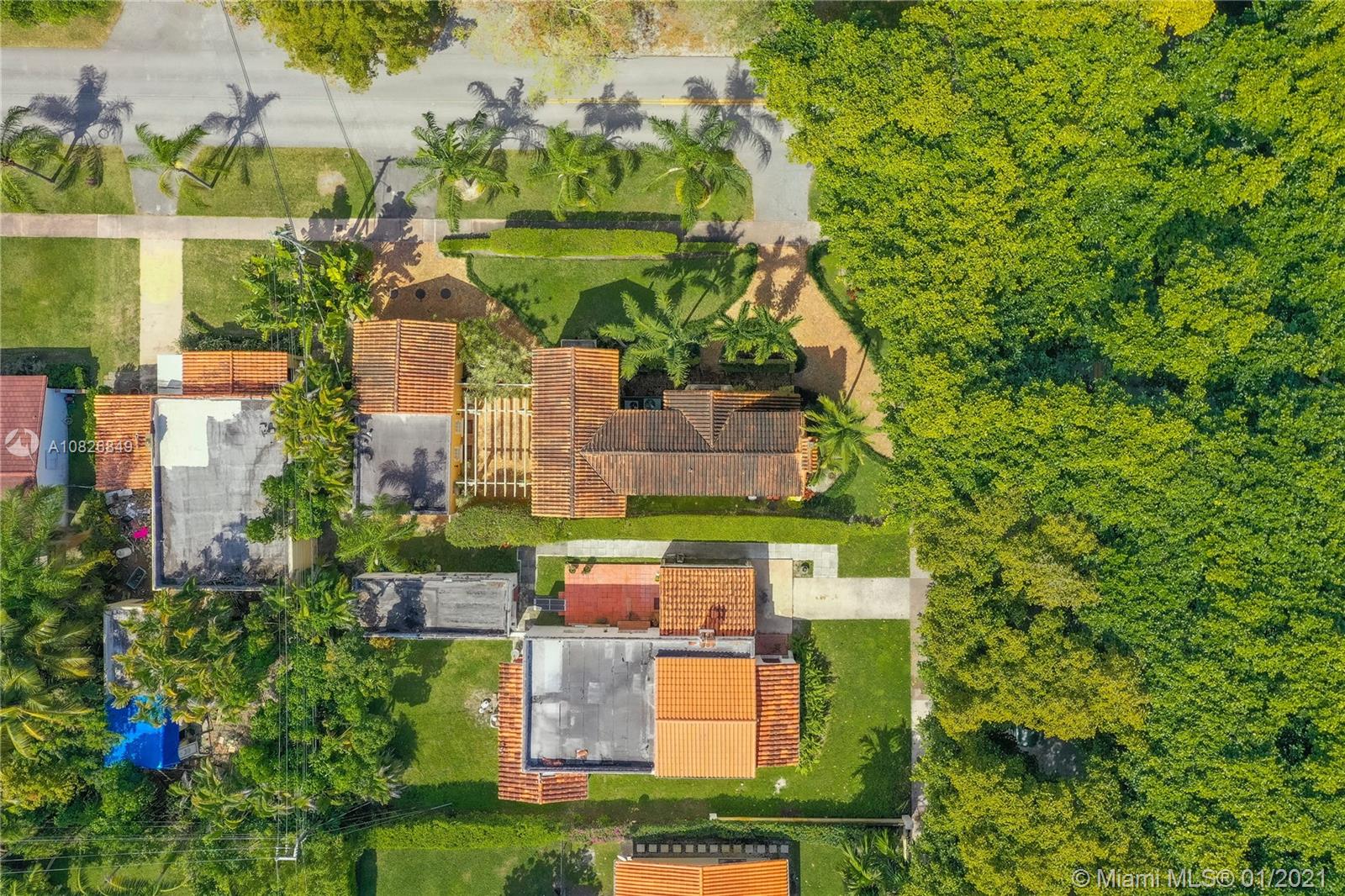 2802 Columbus Boulevard Coral Gables, FL 33134 - Photo 38 of 44