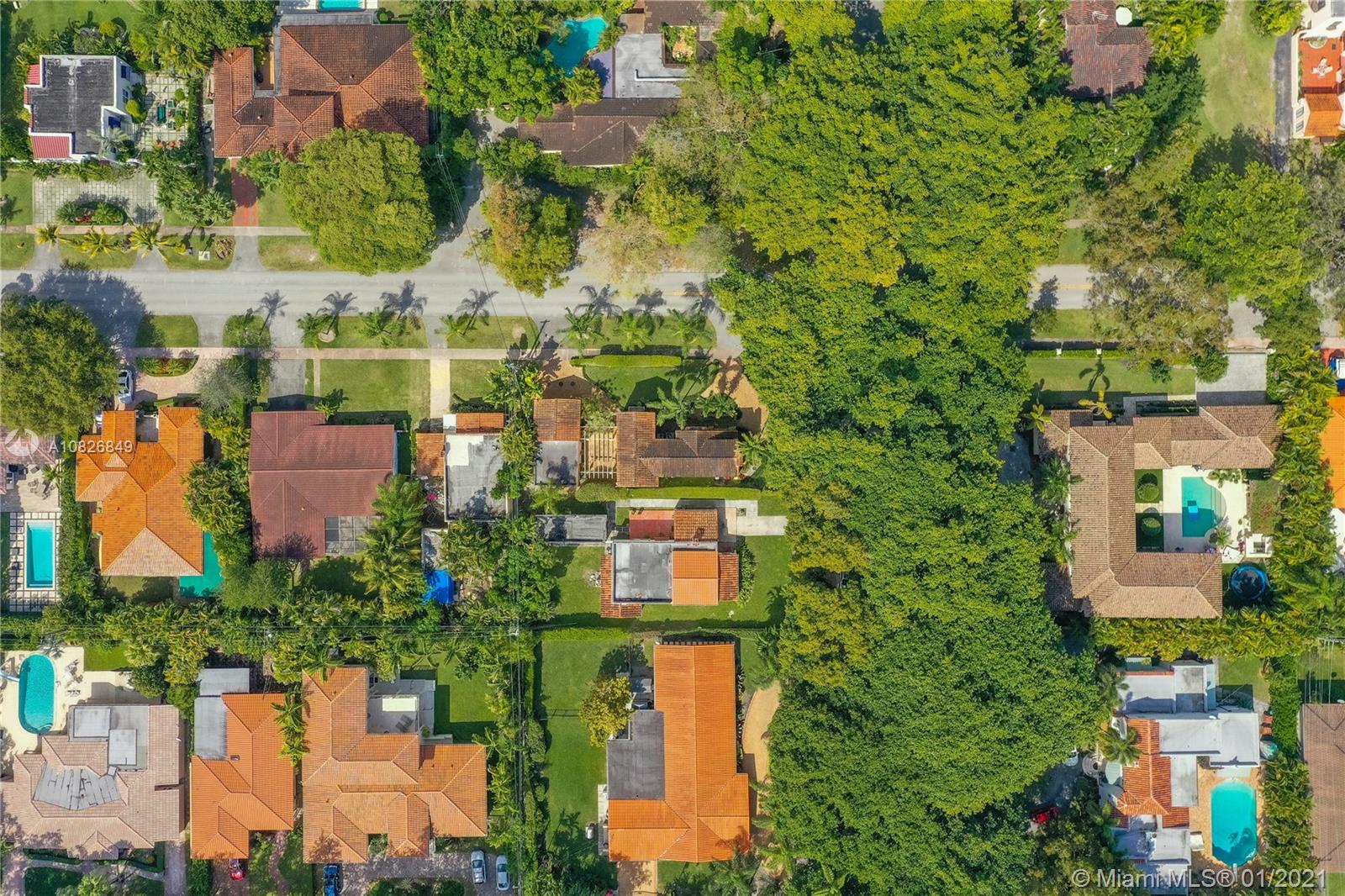 2802 Columbus Boulevard Coral Gables, FL 33134 - Photo 40 of 44