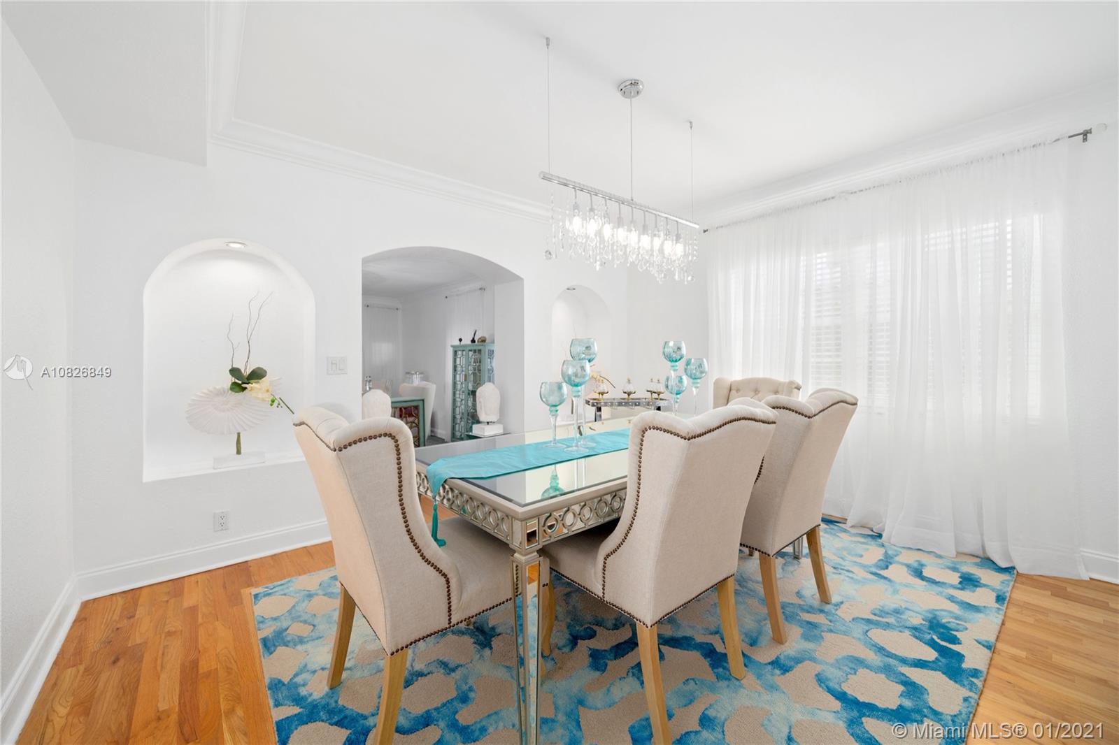 2802 Columbus Boulevard Coral Gables, FL 33134 - Photo 7 of 44