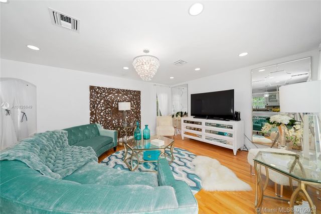 $1,399,000 | 2802 Columbus Boulevard, Coral Gables, FL 33134